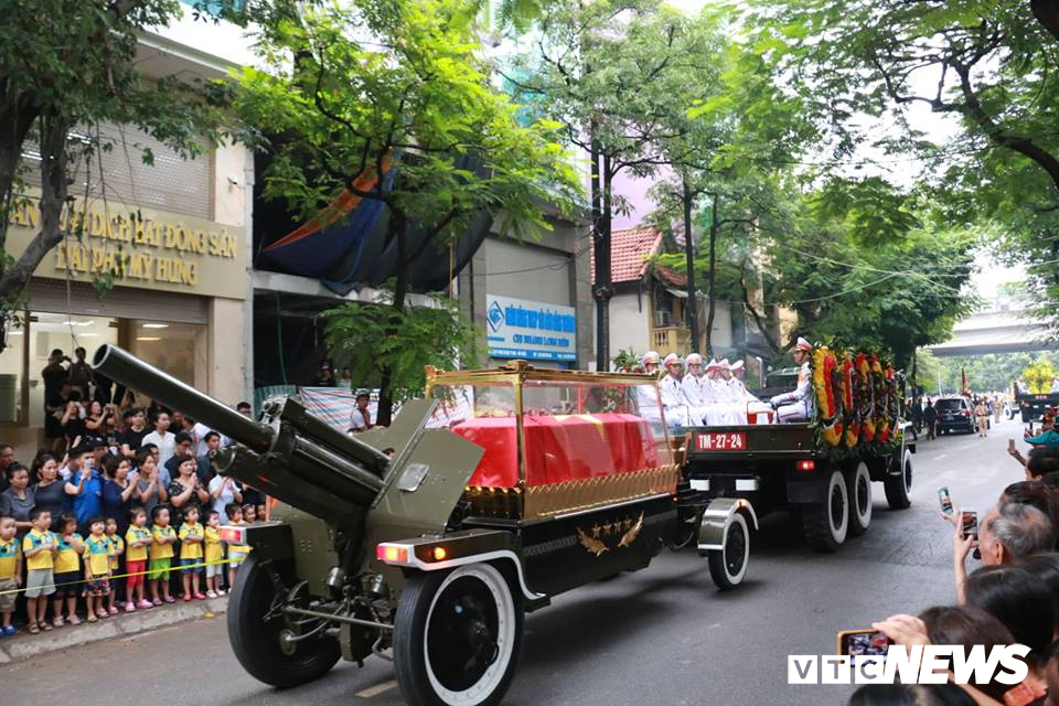 Di quan Chủ tịch nước Trần Đại Quang về với đất mẹ-4