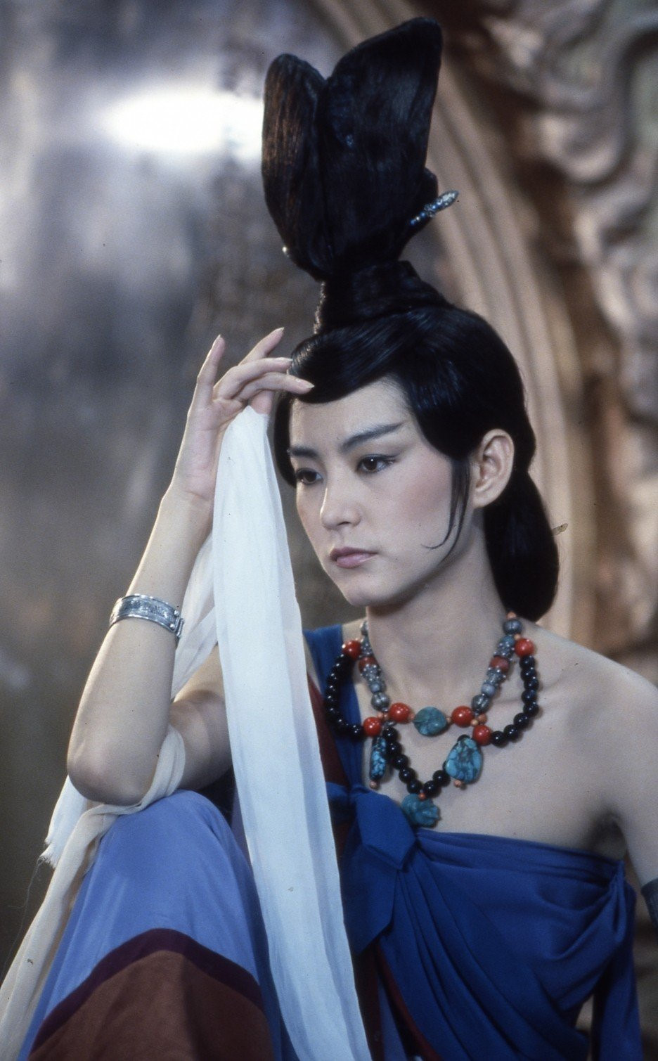 Nhan sắc chao đảo showbiz một thời của minh tinh hưởng 256 triệu USD-11