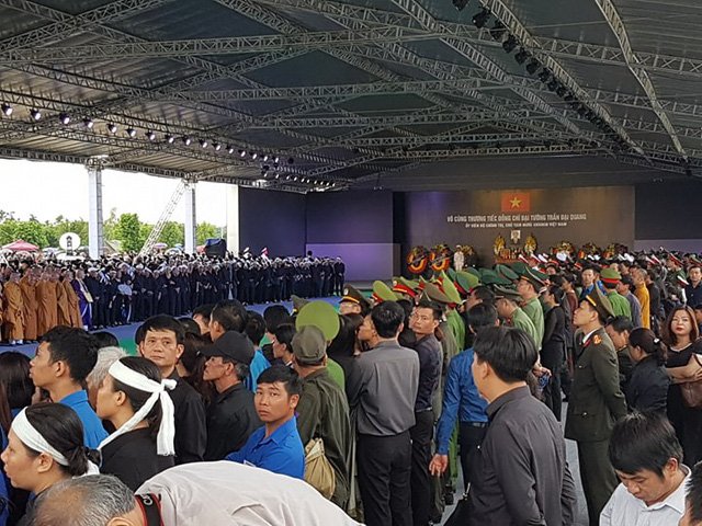Lễ an táng Chủ tịch nước Trần Đại Quang tại quê nhà-32