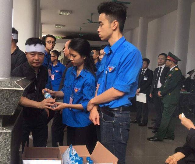 Những chuyện xúc động trong Lễ Quốc tang Chủ tịch nước Trần Đại Quang-3