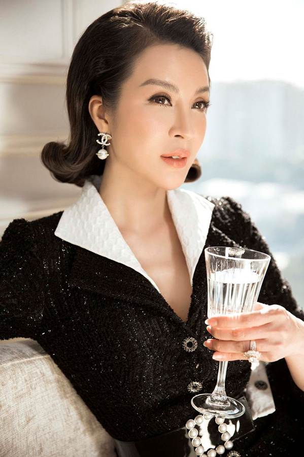 MC Thanh Mai đẹp không tì vết ở tuổi 45-8