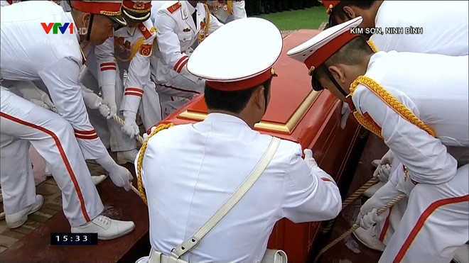 Lễ an táng Chủ tịch nước Trần Đại Quang tại quê nhà-15