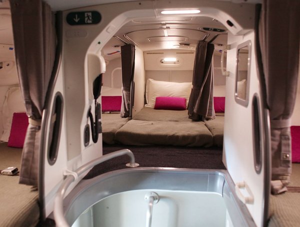 Phòng kín trên máy bay: Bí mật riêng của phi công, tiếp viên-6