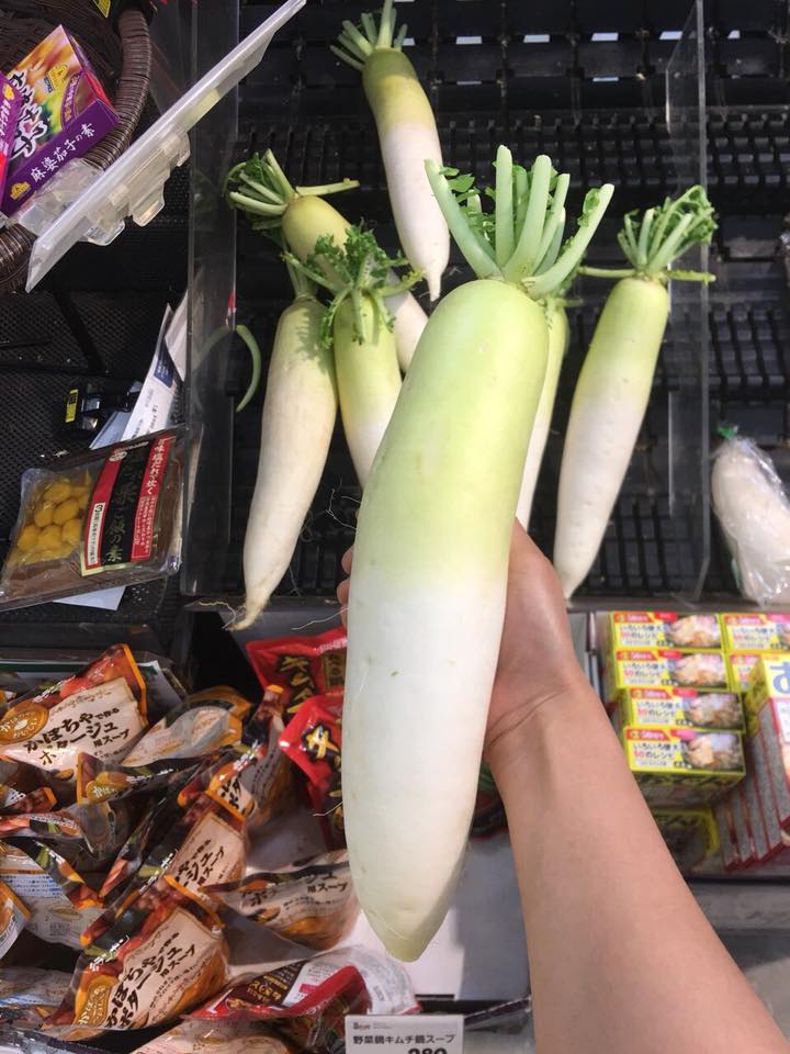 Bỏ 10 triệu đồng mua củ cải khổng lồ: Chế đủ món ăn dần-1