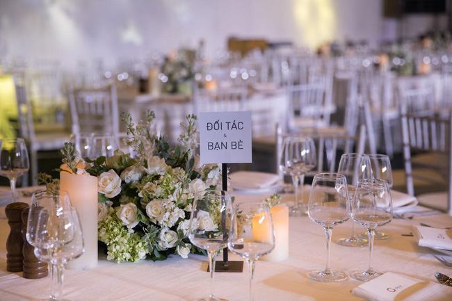 Cùng chiêm ngưỡng lại không gian tiệc cưới lộng lẫy, xa hoa như cổ tích trong đám cưới Trường Giang - Nhã Phương-9