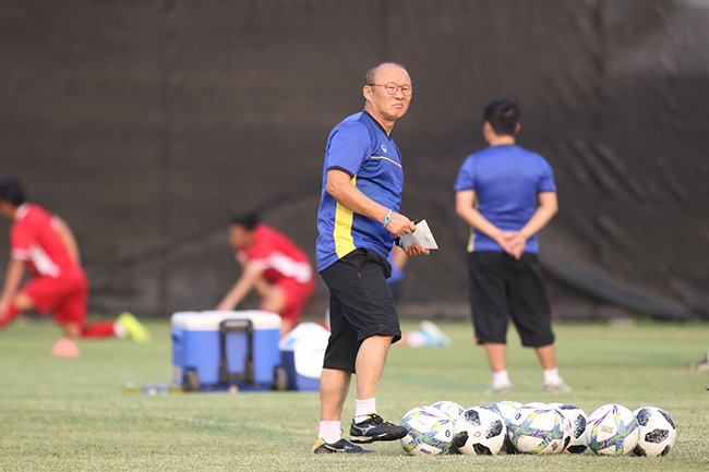 Danh sách U23 Việt Nam đi AFF Cup: Canh bạc khó của thầy Park-1