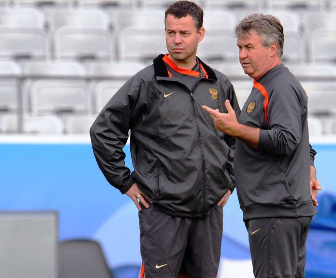 Chuyện vạ miệng: Từ trợ lý ngôn ngữ của ông Park Hang Seo đến cấp dưới của HLV Guus Hiddink-1