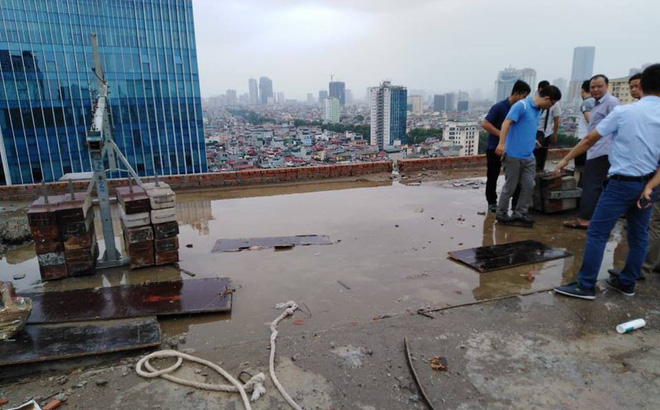 Cận cảnh nơi đặt cần trục rơi xuống đường Lê Văn Lương khiến mẹ đơn thân tử vong-8