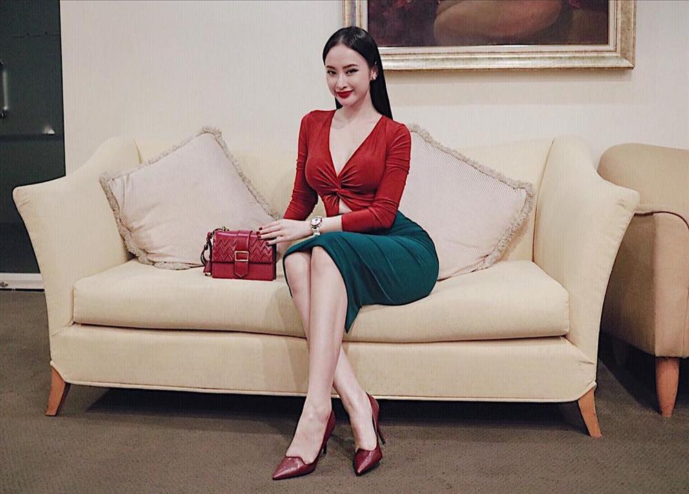 Chán style menswear, Thanh Hằng hóa tiểu thư đài các - Angela Phương Trinh khoe đường cong quá đỗi sexy-2