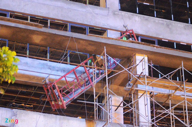 Người thoát chết vụ khung sắt rơi: Tôi không biết vì sao bất tỉnh-1