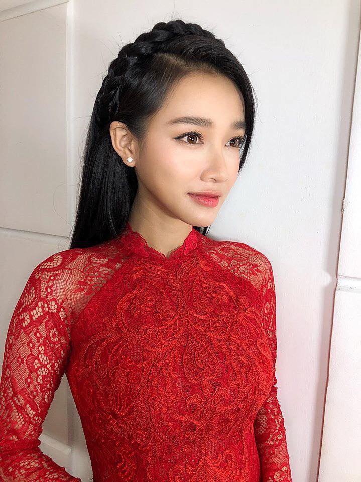 Hình ảnh Nhã Phương trong ngày cưới, cuối cùng nữ diễn viên cũng gia nhập hội chị em cằm nhọn hoắt rồi đấy à?-1