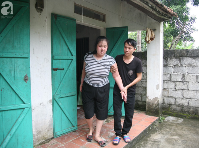 Người mẹ trẻ ung thư giai đoạn cuối ở Hà Nam: Đã rất lâu rồi gia đình em mới có tiền mua sữa cho 3 cô con gái-4