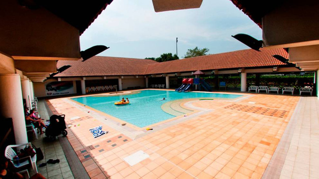 6 bé gái bị quấy rối tình tục ngay tại bể bơi - cảnh báo cha mẹ thận trọng khi đưa con đi bơi-1