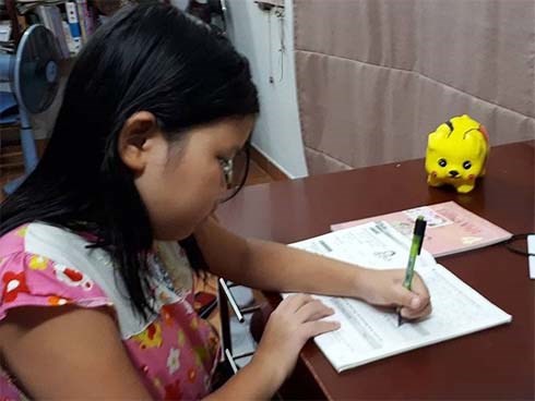 Bộ GD&ĐT giải thích về chỉ thị 'không viết vào sách giáo khoa'