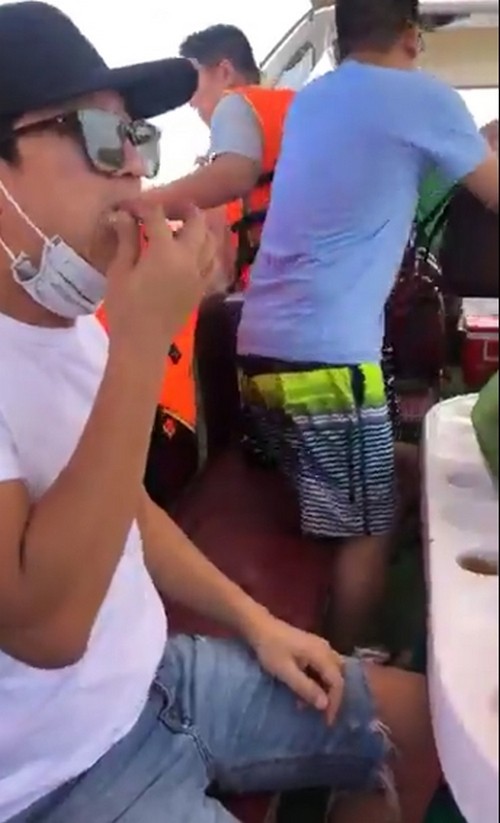 Đi hưởng trăng mật ở Phú Quốc, Trường Giang ân cần cõng vợ, dặn Nhã Phương nếu say sóng thì nói với anh”-5