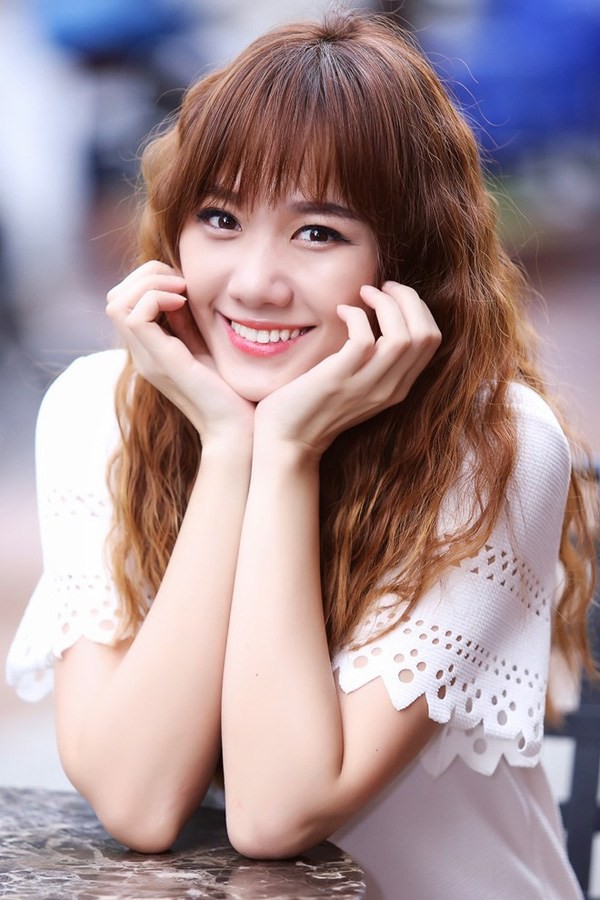 Hari Won - Nhã Phương: Vợ của 2 danh hài hot nhất showbiz Việt lại có 1 điểm chung nhan sắc mà không phải ai cũng biết-19