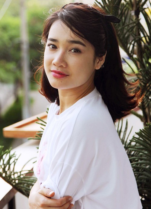 Hari Won - Nhã Phương: Vợ của 2 danh hài hot nhất showbiz Việt lại có 1 điểm chung nhan sắc mà không phải ai cũng biết-15