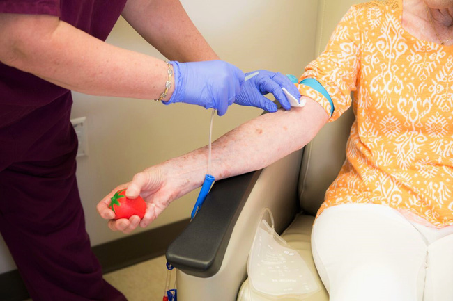 Tự làm việc này tại nhà mỗi khi cảm thấy ốm đau: Cẩn thận kẻo tắc thở lúc nào không hay!-4