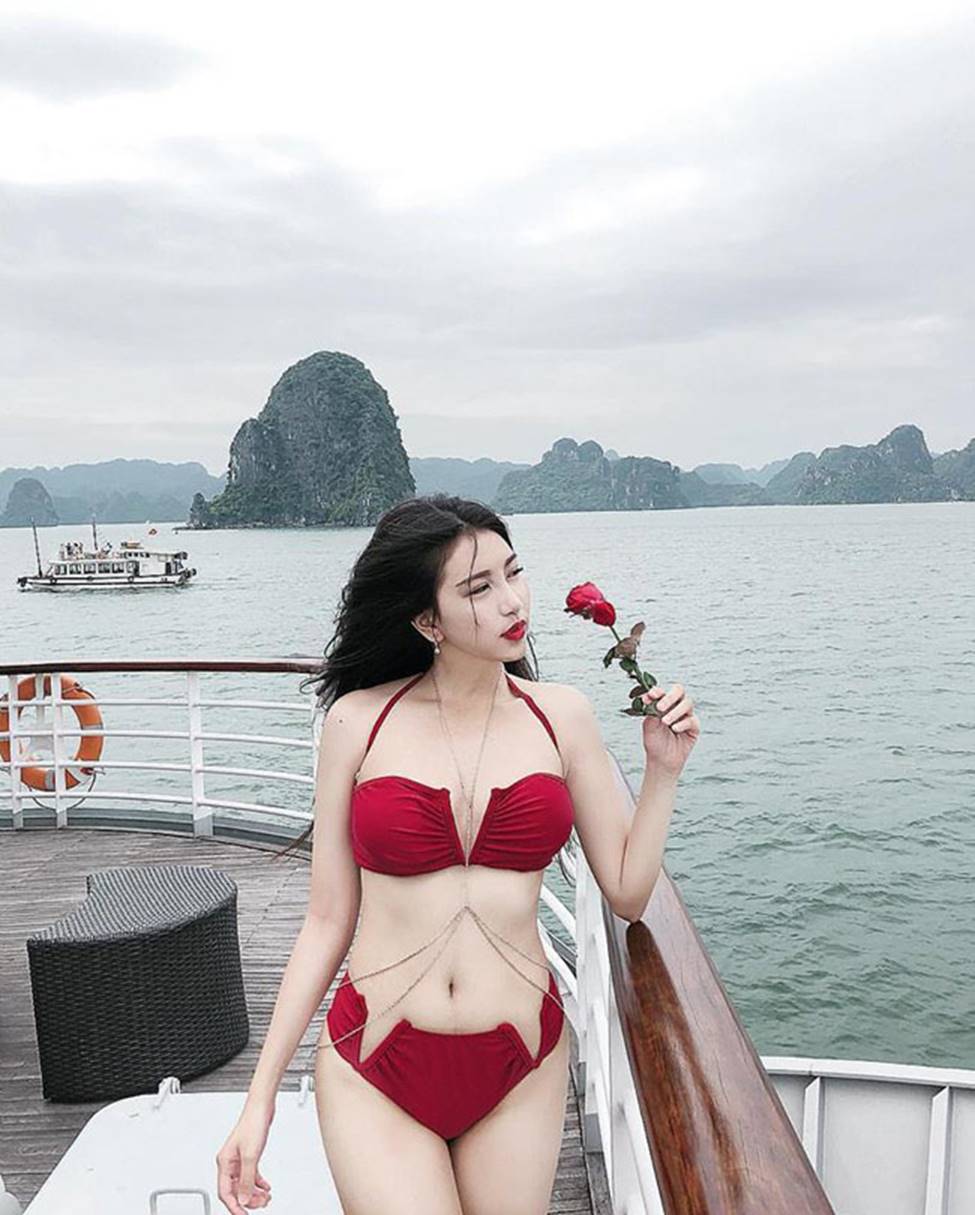 Hot girl Đà Nẵng và cô em út họ Hồ đẹp xuất sắc với bikini-12