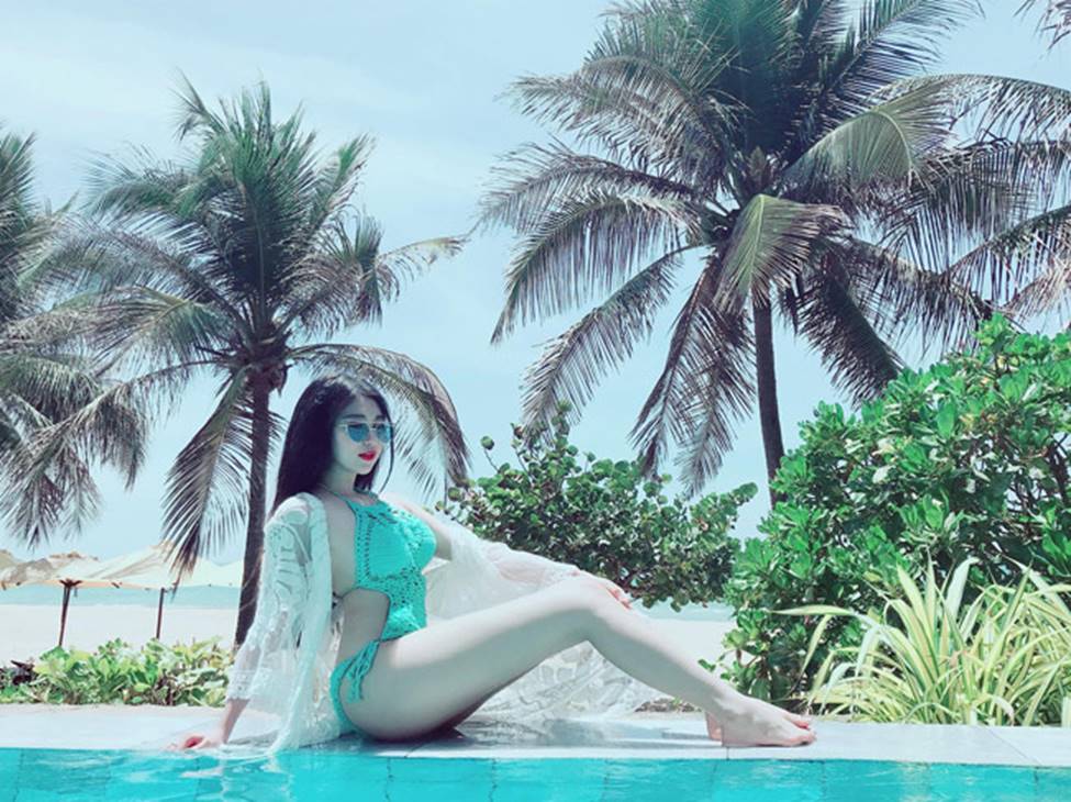 Hot girl Đà Nẵng và cô em út họ Hồ đẹp xuất sắc với bikini-19