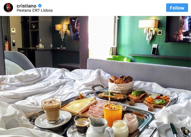 Chị em nhớ lấy xô hứng nước miếng trước khi xem loạt ảnh này của Ronaldo nhé-5