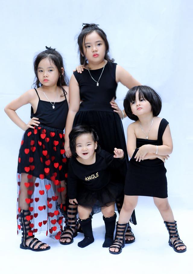 28 tuổi đã sinh 5 cô con gái, mẹ trẻ dành cả thanh xuân để đẻ chia sẻ niềm vui đông con ai cũng ngưỡng mộ-11