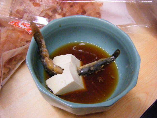 Tàu hủ địa ngục - món ăn có nguyên liệu và cách chế biến đơn giản nhưng đầy tai tiếng trong văn hóa ẩm thực Nhật Bản-1