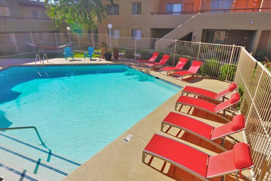 Ký túc xá nước nhà người ta: Xịn như khách sạn 5 sao, có đầy đủ sân thượng, bể bơi, giá thuê lên đến 17 triệu/tháng-25