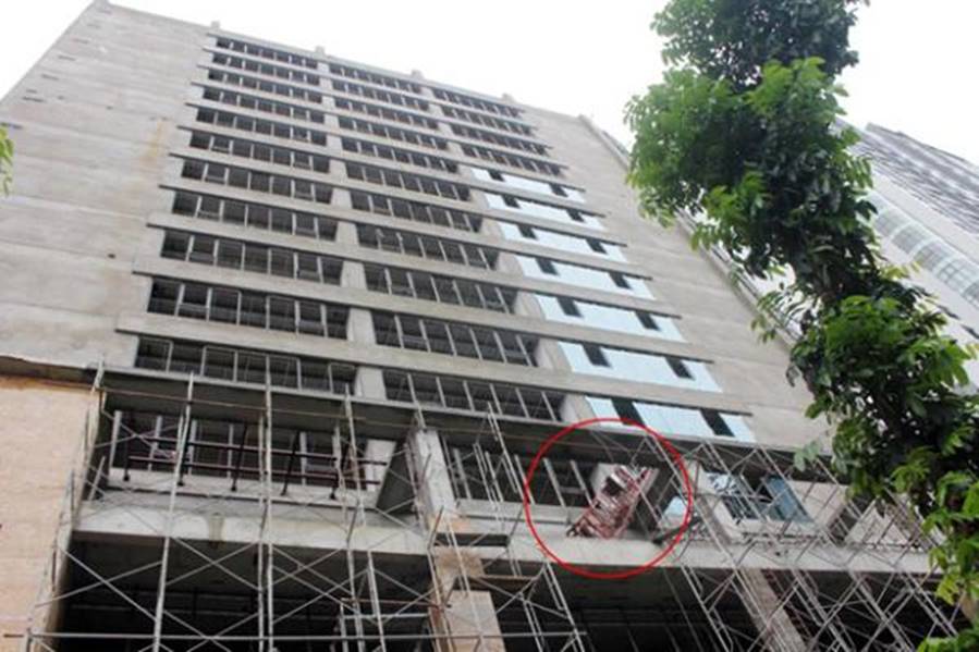 Mẹ đơn thân tử vong vì bị sắt rơi giữa phố: Ai sẽ chăm sóc con gái 6 tuổi?-4