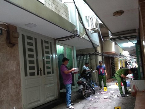 Ngồi uống nước, 2 thanh niên 9X bị truy sát ở Sài Gòn-1