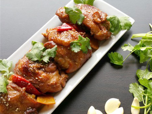 Gà kho là món rất quen, nhưng thêm thứ này muôn phần ngon hơn-2