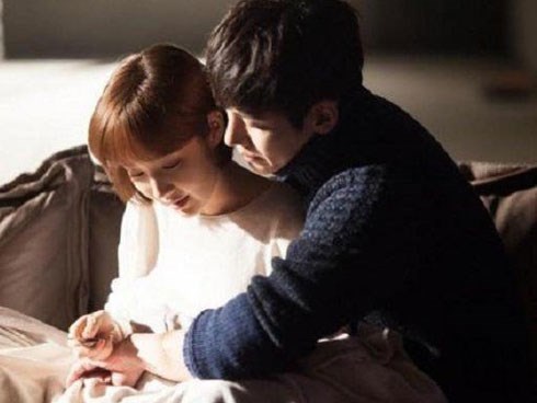 Tại sao đàn ông khi yêu luôn đòi chiếm hữu còn cưới thì đòi vợ phải còn “zin”?