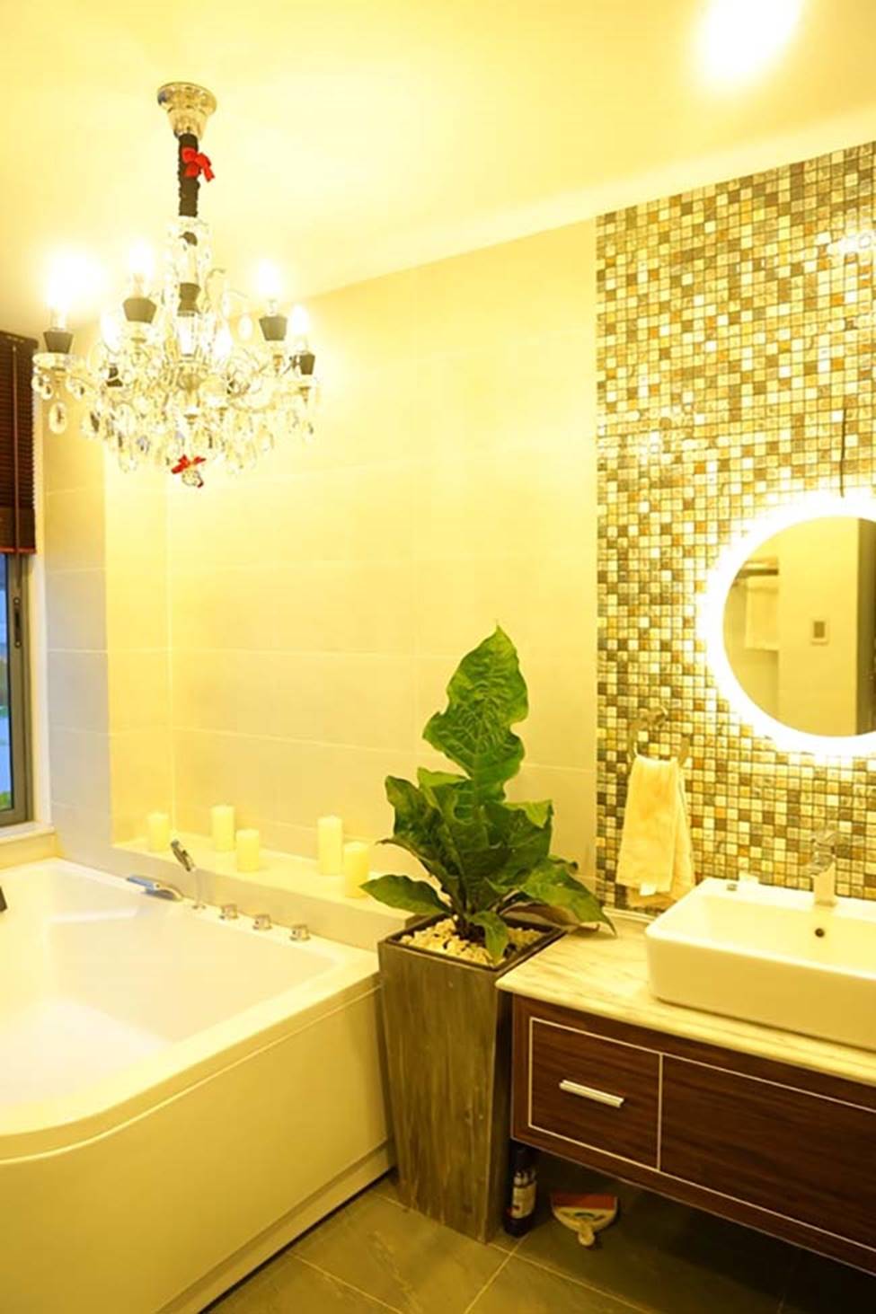 Cứ chê show hội chợ, khối tài sản của các ca sĩ này khiến nhiều người phải nghĩ lại-14