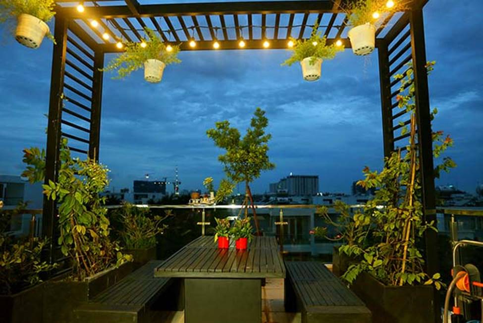 Cứ chê show hội chợ, khối tài sản của các ca sĩ này khiến nhiều người phải nghĩ lại-16