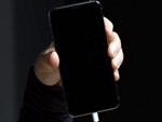 iPhone XS tự nhiên selfie ra ảnh láng mịn ken két dù không cần filter, nhưng phản ứng của cư dân mạng thì...-11