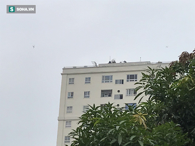 Nóng: Cảnh sát dùng súng bắn tỉa vây bắt đối tượng hình sự cố thủ trong nhà ở Nghệ An-14