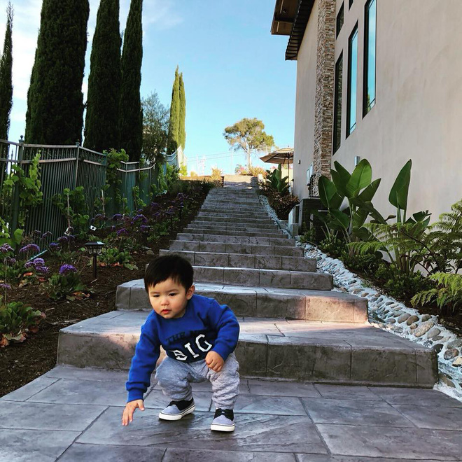 Cuộc sống trong biệt thự triệu đô của con trai Đan Trường: Vú em phải biết 3 thứ tiếng-6