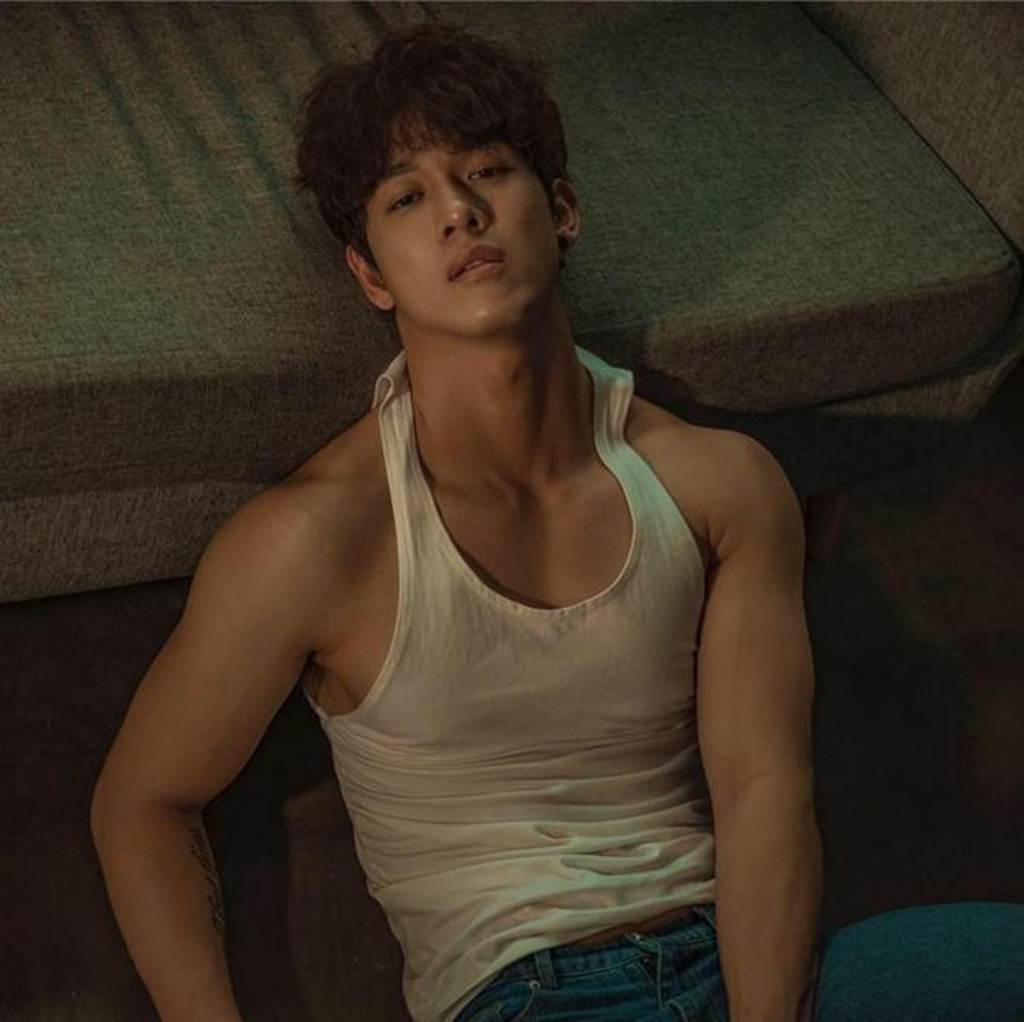 Song Luân- từ mỹ nam 6 múi đến Duy Kiên của Hậu duệ mặt trời-1