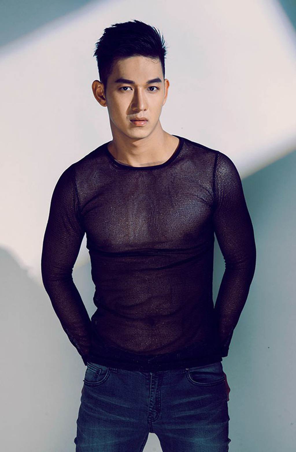 Song Luân- từ mỹ nam 6 múi đến Duy Kiên của Hậu duệ mặt trời-6