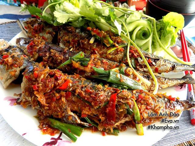 Cá nục rim tỏi ớt đậm đà, cay thơm bao nhiêu cơm cũng hết-2