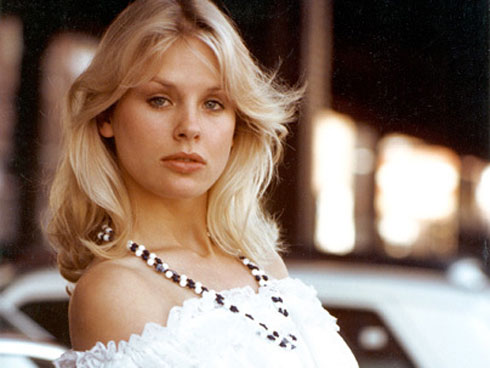 Chấn động: Người mẫu Ấn Độ 20 tuổi bị bạn quen trên mạng sát hại, nhét xác vào vali để tiêu hủy giữa đường-4