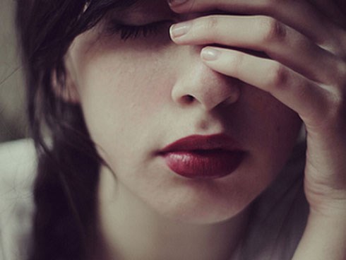 Phụ nữ thuộc 4 con giáp này: Tình duyên lận đận, cả đời vất vả, bất hạnh