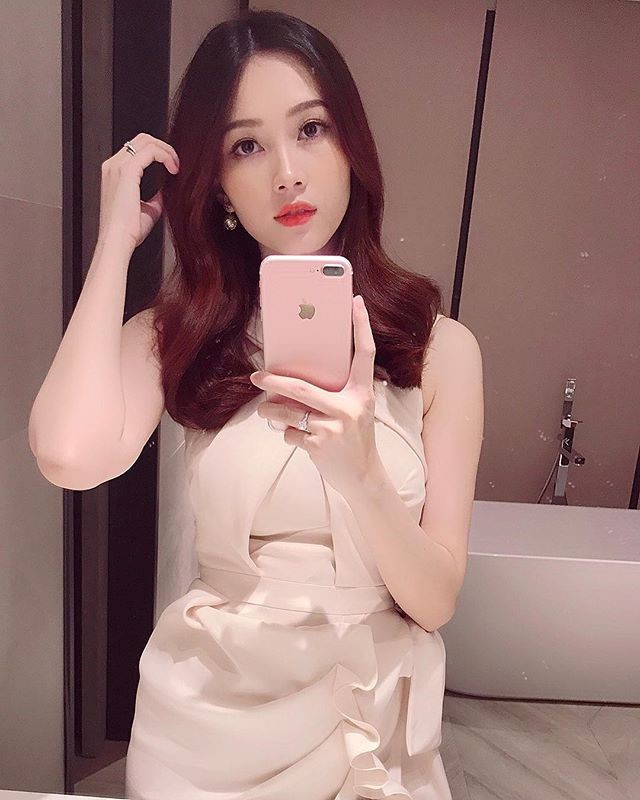 Tròn 1 năm ngày bí mật tổ chức đám hỏi, từ Hoa hậu vạn người mê Đặng Thu Thảo đã thay đổi như thế nào?-6