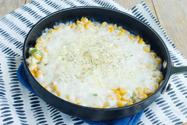 Ai cũng sẽ mê mệt cách làm ngô xào kiểu Hàn cực ngon này-1