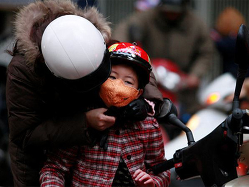 Bắt khẩn cấp ông nhiều lần hiếp dâm con gái riêng 9 tuổi của con dâu-2