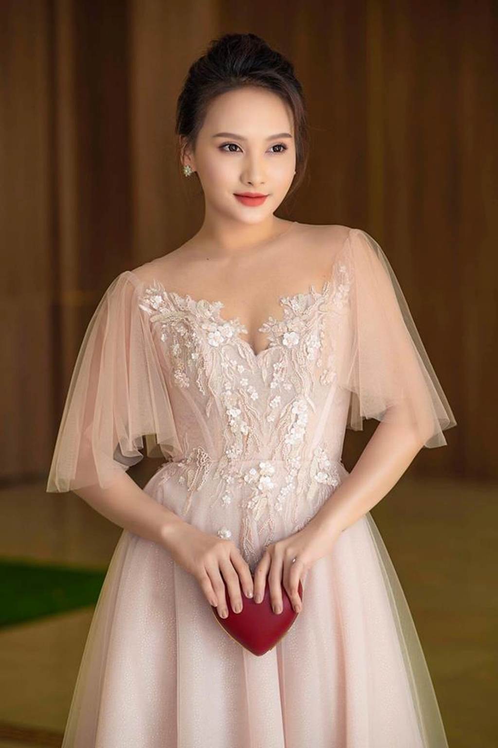Gái 1 con Bảo Thanh mặc đầm công chúa xinh đẹp gây thương nhớ-5