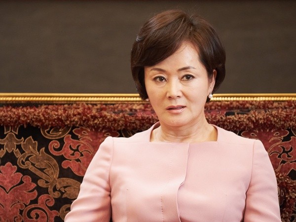 Con dâu phát điên vì mẹ chồng khen người yêu cũ của con trai không biết chán nhưng rồi một ngày...-1