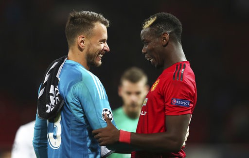 Man Utd chia điểm trong trận cầu không bàn thắng trước Valencia-2