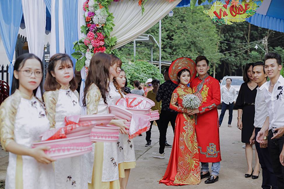 Ảnh độc đám cưới bí mật ở nhà quê của Lâm Chấn Huy và vợ kém 12 tuổi-6