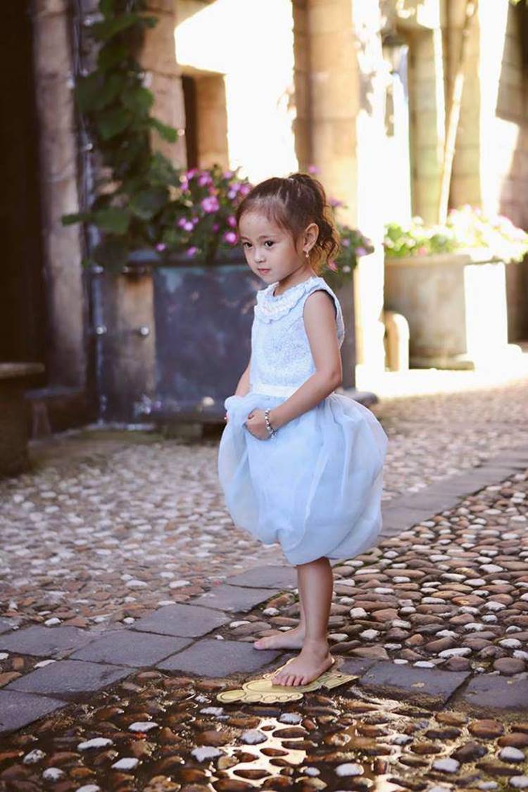 Con gái Hà Kiều Anh được khen xinh và cao đúng chuẩn Hoa hậu tương lai-6